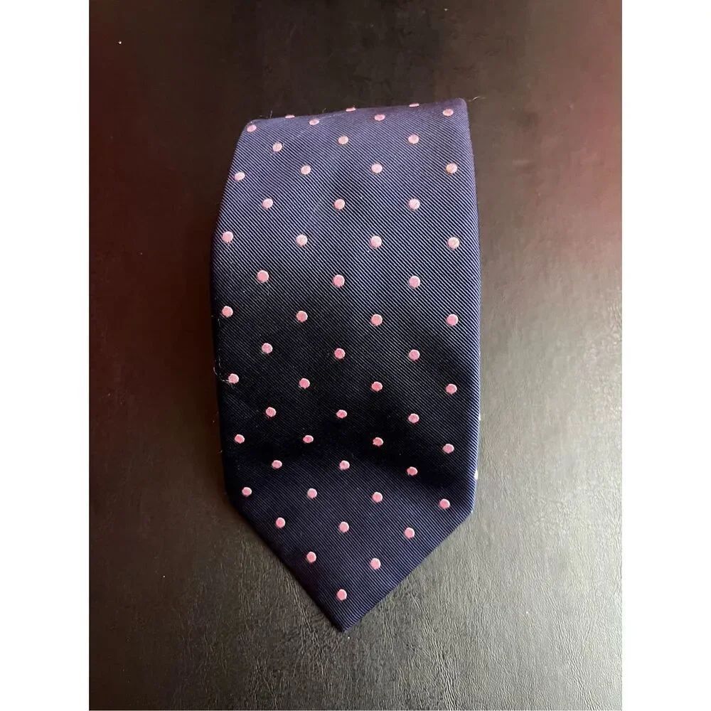 Charles Tyrwhitt tie